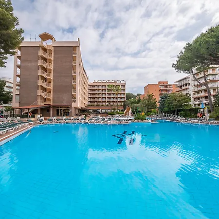 فندق Golden Avenida Family 4*