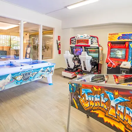 Ξενοδοχείο Golden Avenida Family 4*