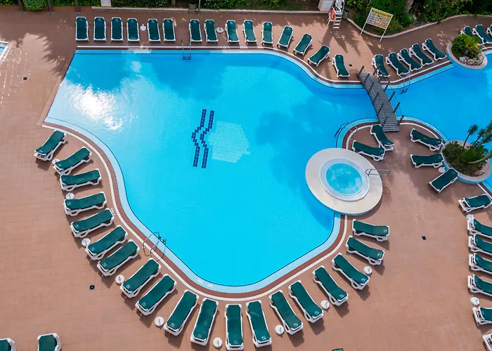 Golden Avenida Family 4* 4*