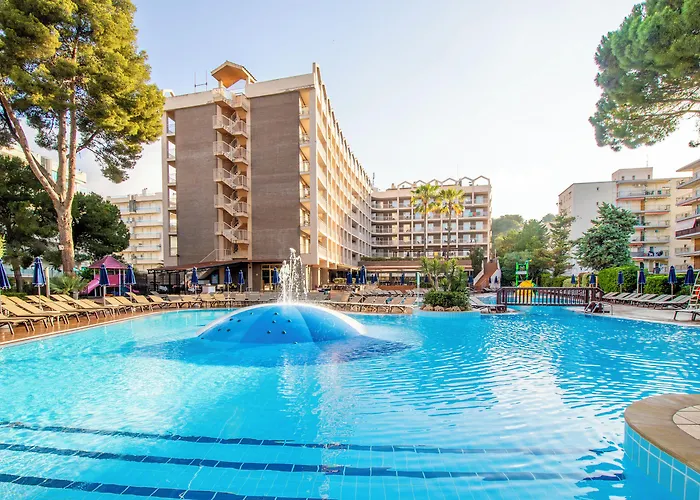 ホテル Golden Avenida Family 4* 4*